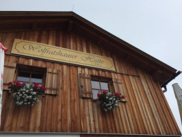 Wolfratshauser Hutte outside