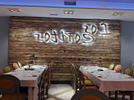 Los Coritos food