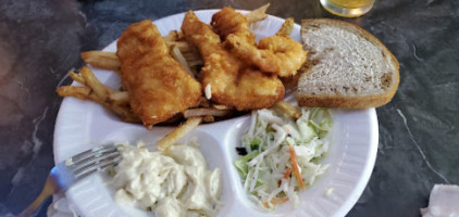 Denmar Tavern food