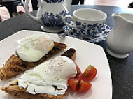 Tadpole Tearoom food