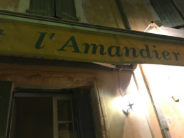 L'amandier food