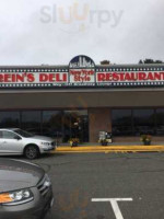 Rein's New York Style Deli outside