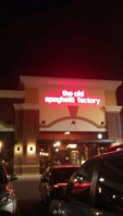 The Old Spaghetti Factory food