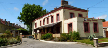 L'auberge Des Marais food