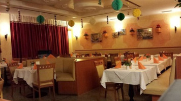 Sharmas Orginal Indisches Spezialitaten Restaurant food