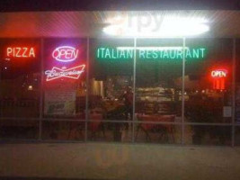 Bella Capri Italian Family food