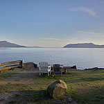 Doe Bay Café outside