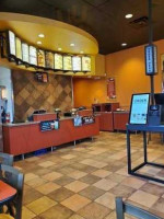 Taco Bell inside