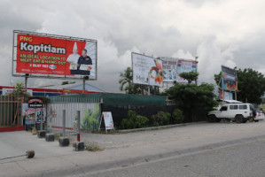 Kopitiam outside