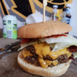 Burger Hut Mad