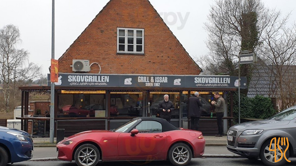Skovgrillen Mad
