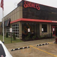 Shoney's outside