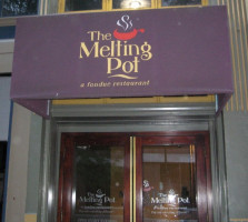 The Melting Pot food