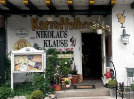 Kleines Kartoffelhaus Nikolausklause food