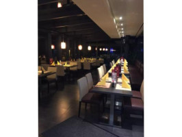 Wu Wok Teppanyaki inside