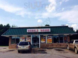 Huddle House outside