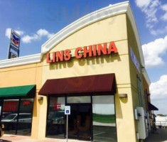 Lins China outside