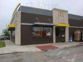 Mcdonald's outside