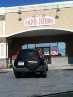 Papa John's Pizza outside