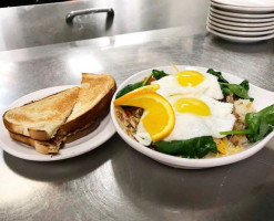 Breakfast Station food