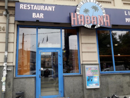 Habana outside