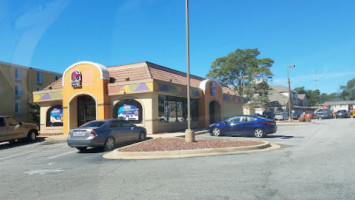 Taco Bell outside