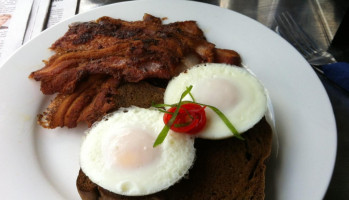 The Girls' Coffee Bar food