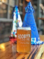 Hooby's Brewing food