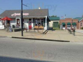 The Sweet Shoppe And Dessert Cafe outside