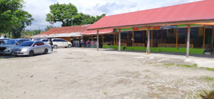 Pondok Ikan Bakar outside