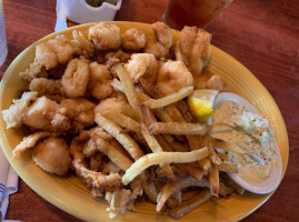 Ruddy Duck Tavern food