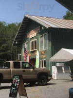 Crossroads Ice Cream outside