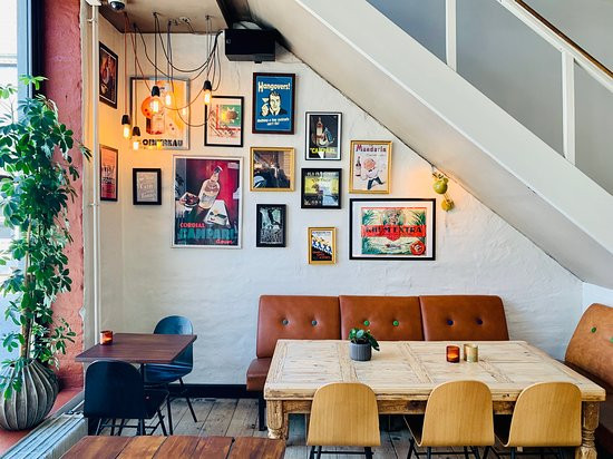 Cafe Vesteraa Udenfor