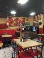 Pizza Inn inside