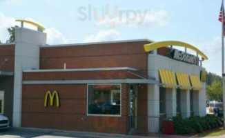 Mcdonald's outside