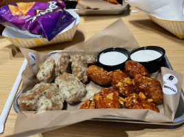 Buffalo Wild Wings food