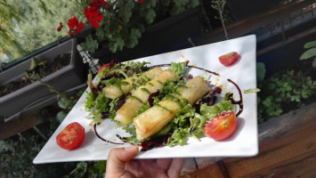 Les Terrasses De L'île Barbe food