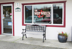 Shipwreck Cafe outside