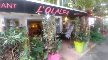 L'olalpa outside