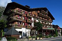 Restaurant Hotel Bernerhof outside