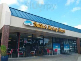 Bubba's Shrimp Shack Grafton outside