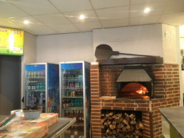 L'ile Aux Pizzas food