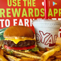 Mooyah Burgers, Fries Shakes food