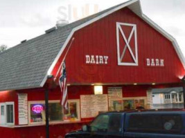 Sebewaing Dairy Barn food