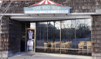 Big Top Delicatessen outside