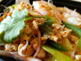 Sawasdee Thai Cuisine food