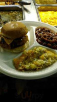 Roundback Bbq food