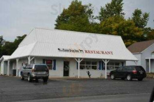 Coon Dog Inn outside