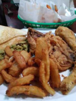 Sissys Corner Cafe food