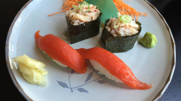 Akemi Sushi food